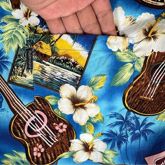 Palmwave Men Hawaiian Button Up Floral Shirt Honolulu Colorful Size L EUC - Picture 8 of 11